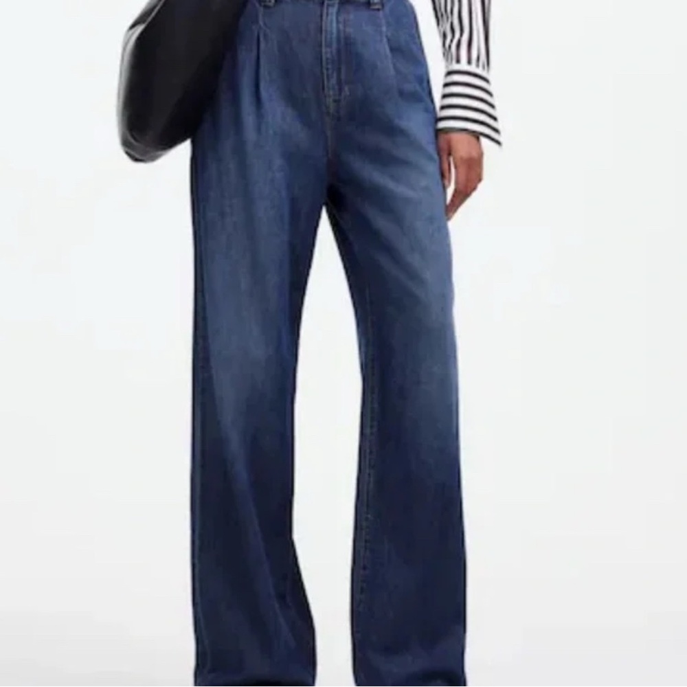Madewell Harlow Wide-Leg Jeans in Airy Denim